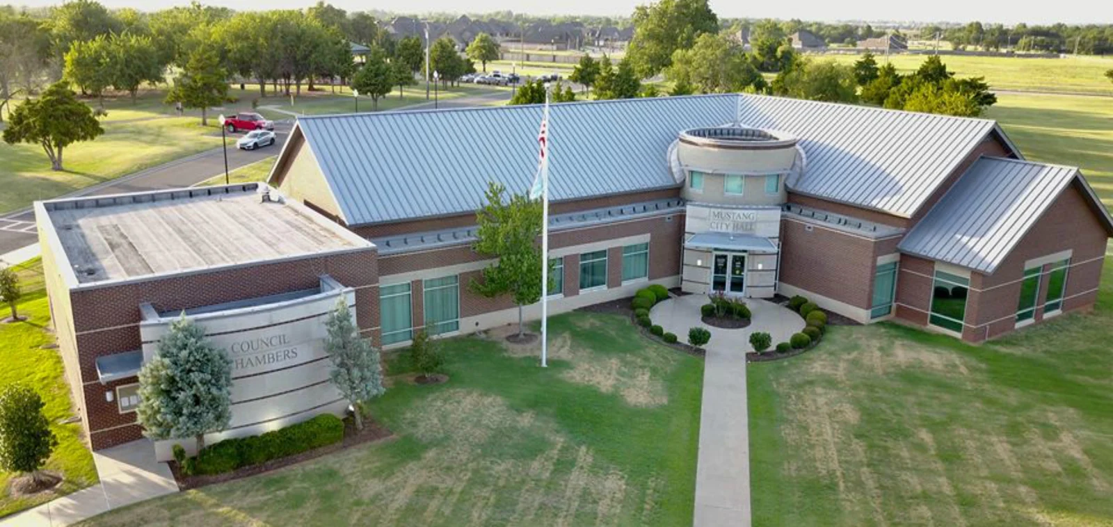 Mustang City Hall beside Wild Horse Park in Mustang, Oklahoma