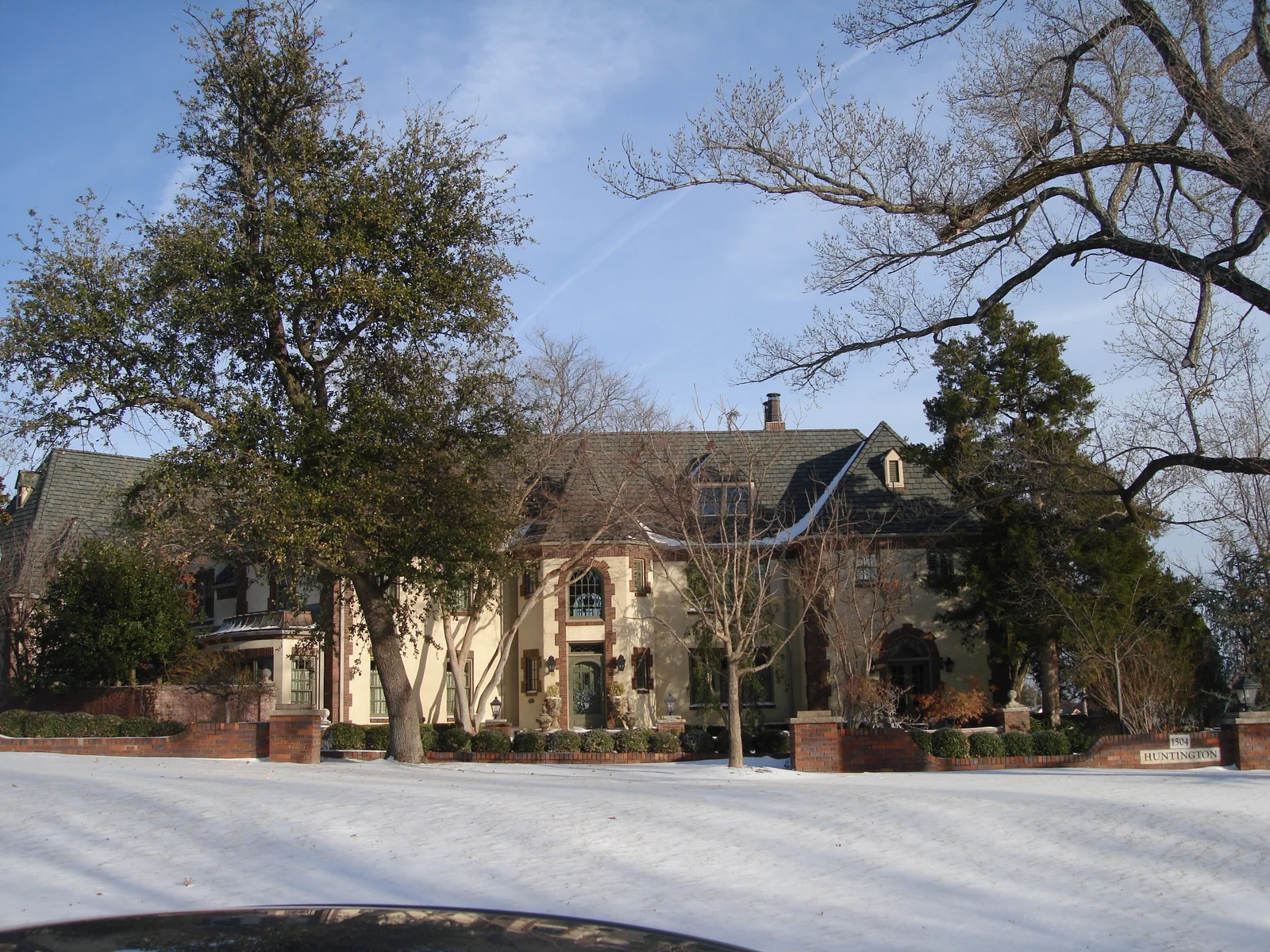 A distinctive home at 1504 Huntington Avenue in Nichols Hills, Oklahoma